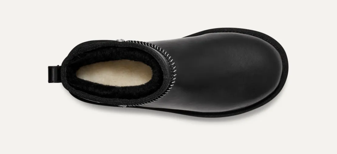 Bottes Classic>UGG Femme Botte en cuir Classic Ultra Mini Leather Regenerate black