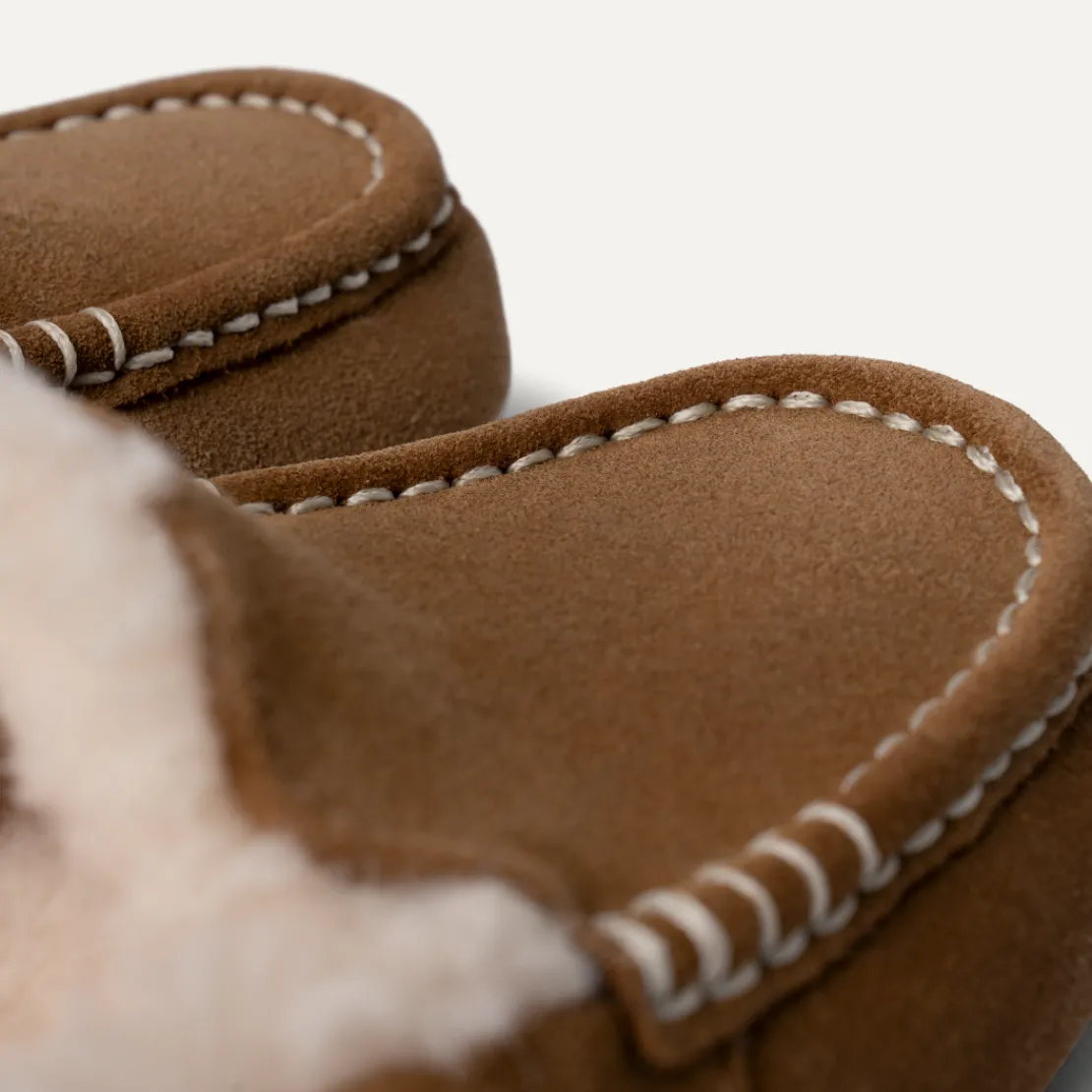 Chaussons>UGG Femme Chausson Ansley chestnut