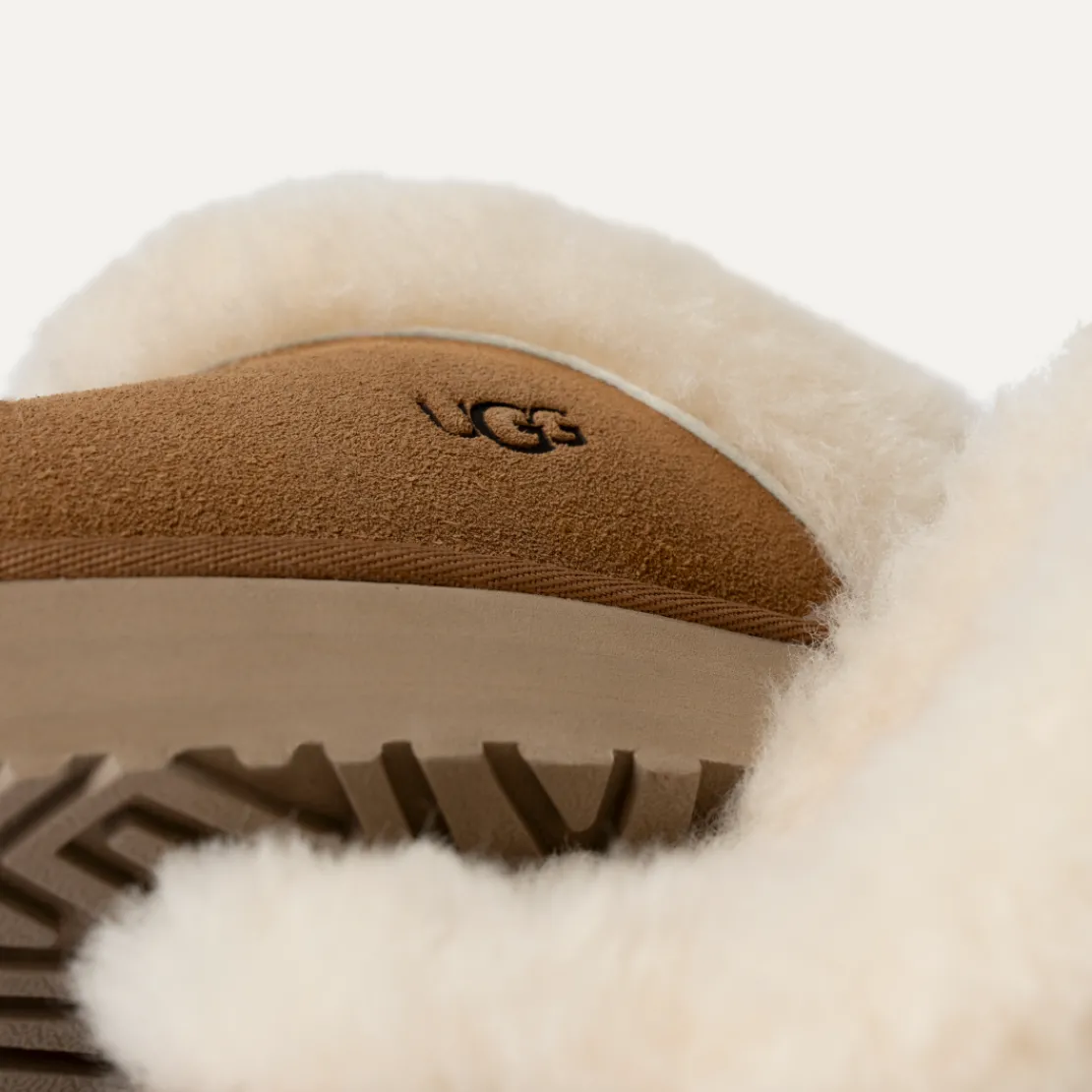 Chaussons>UGG Femme Chausson Disquette chestnut