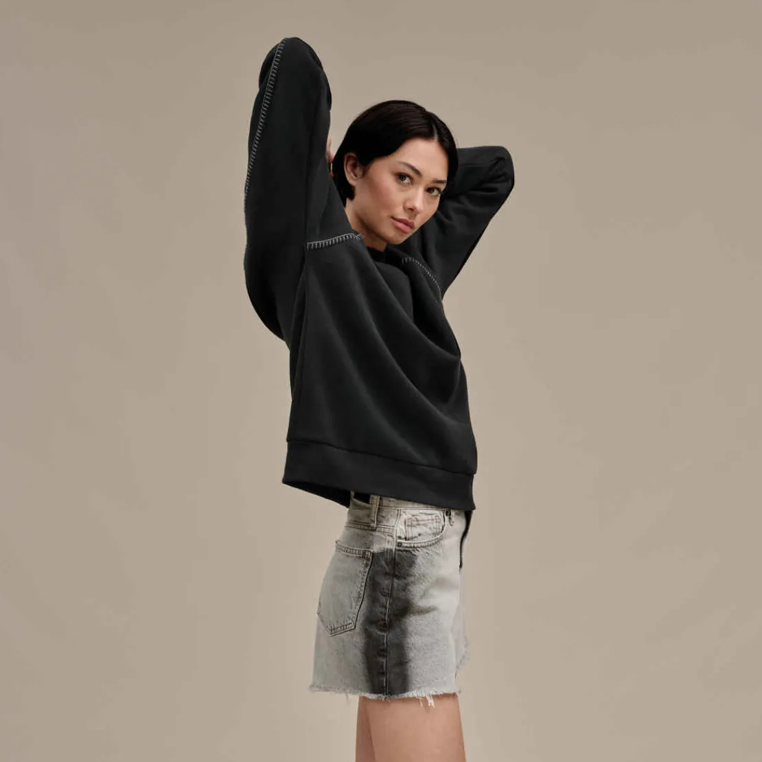 Vêtements D’intérieur | Pulls Et Cardigans>UGG Femme Pull à col rond Classic black