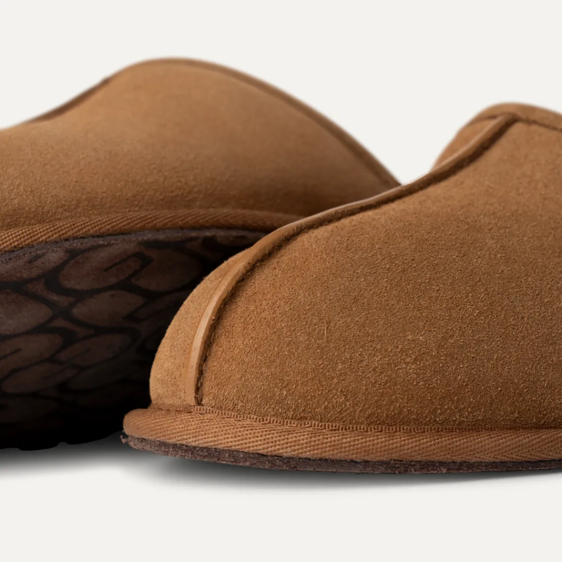 Chaussons>UGG Homme Chausson Scuff chestnut