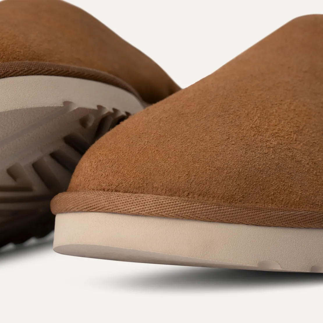 Chaussons>UGG Homme Classic Slip-On chestnut