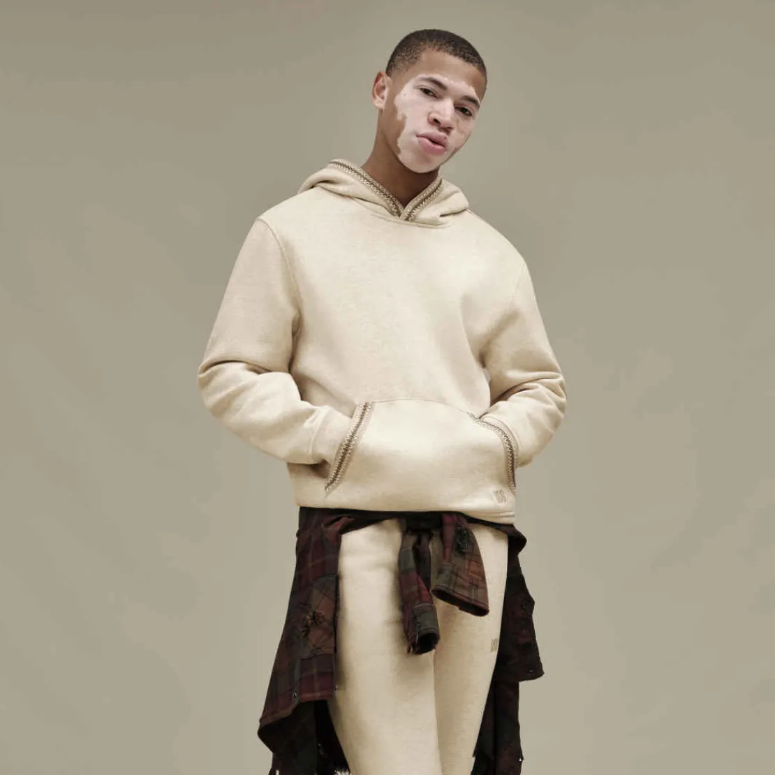 Hauts>UGG Homme Sweat à capuche Tasman caribouheather