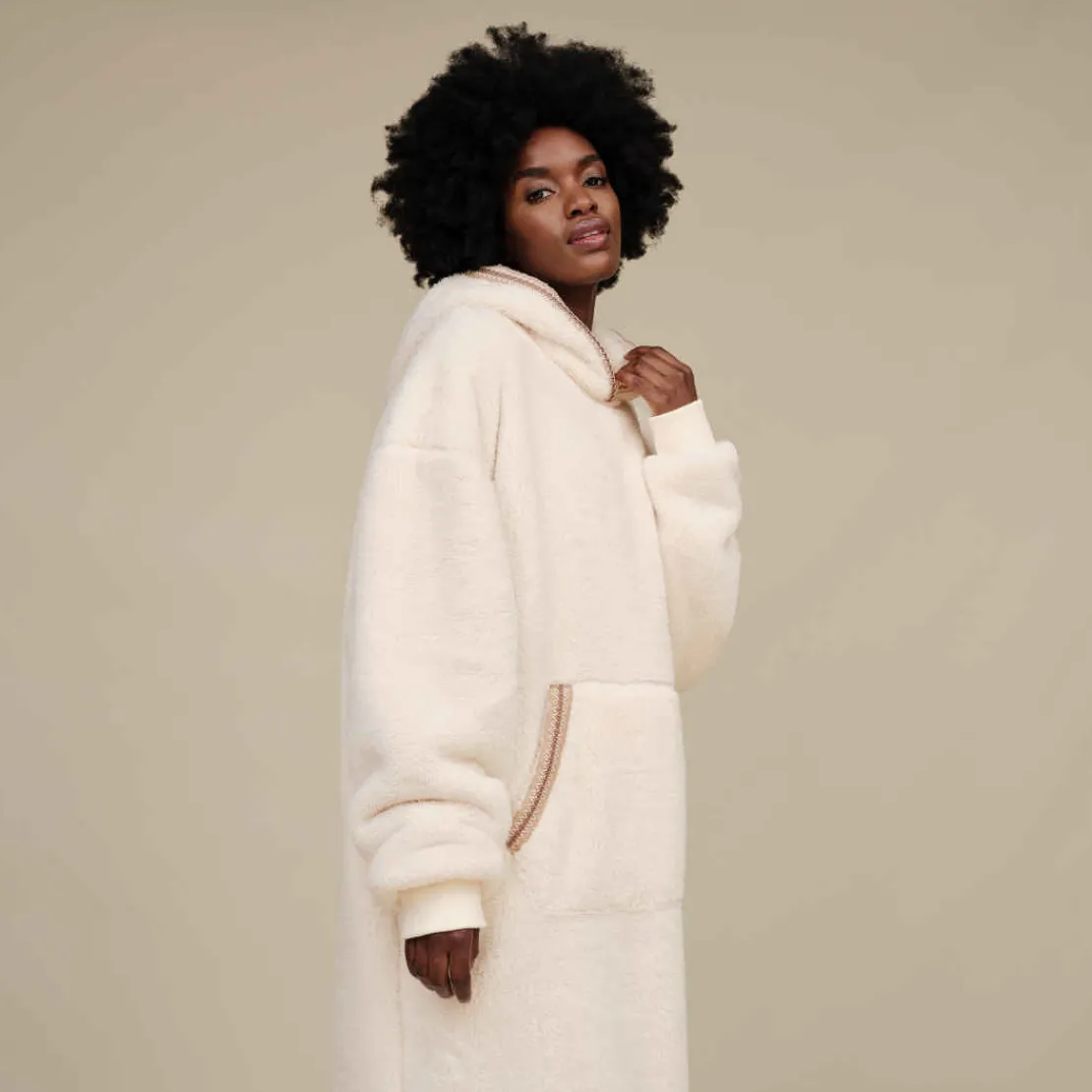Pyjamas Et Peignoirs | Pulls Et Cardigans>UGG Unisexe Sweat à capuche oversize en fluff cream
